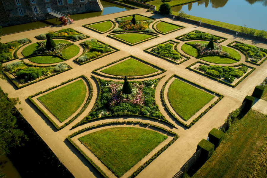 Jardins du château des Arcis